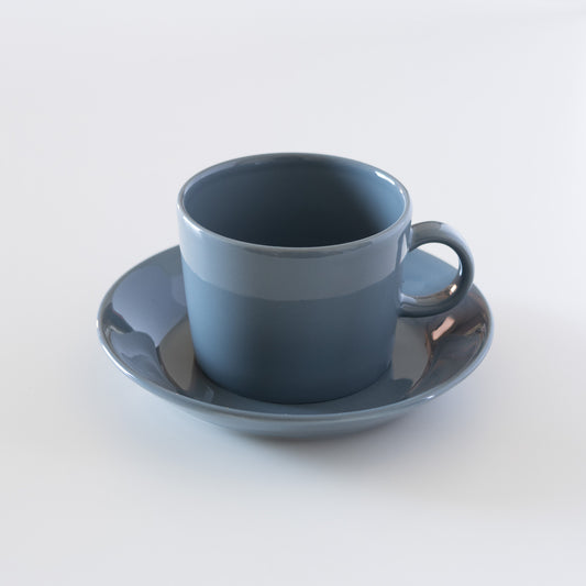 teema (ティーマ) cup & saucer dark grey / arabia (アラビア)