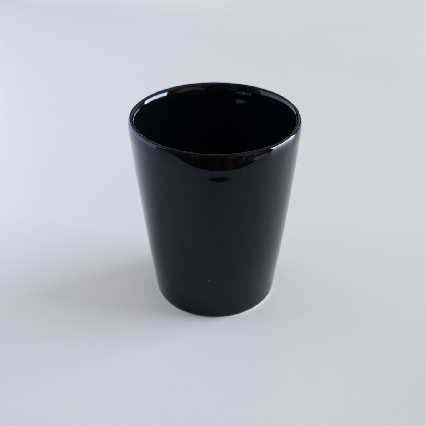 teema (ティーマ) goblet cup black / arabia (アラビア)