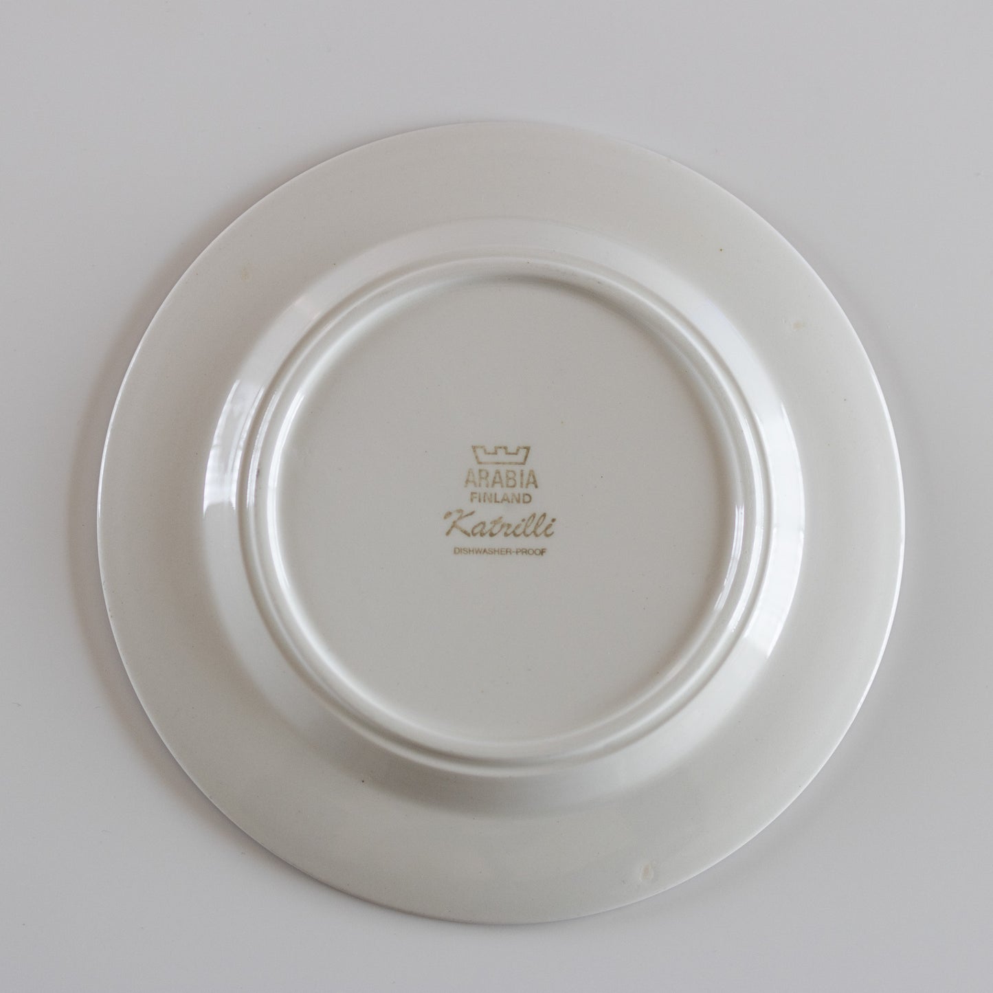 katrilli (カトリーリ) plate 20.0cm / arabia (アラビア)
