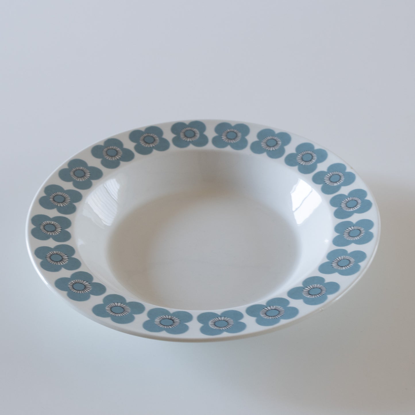 veera (ヴェーラ) deep plate 21.0cm / arabia (アラビア)