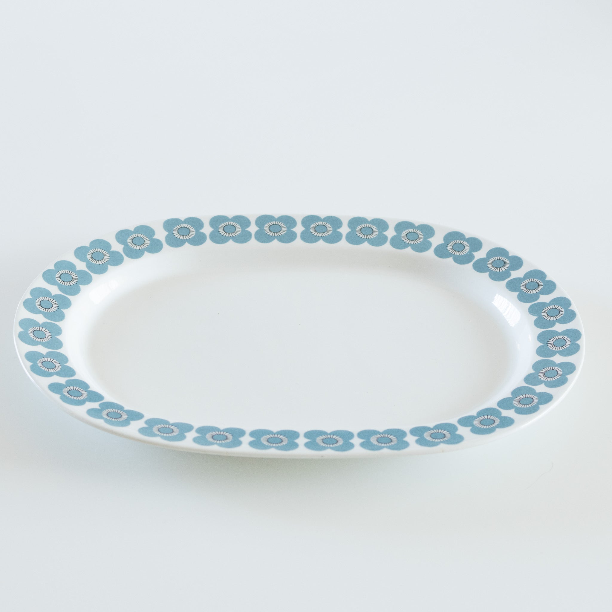 veera (ヴェーラ) oval plate 30.5cm / arabia (アラビア) – 北欧 