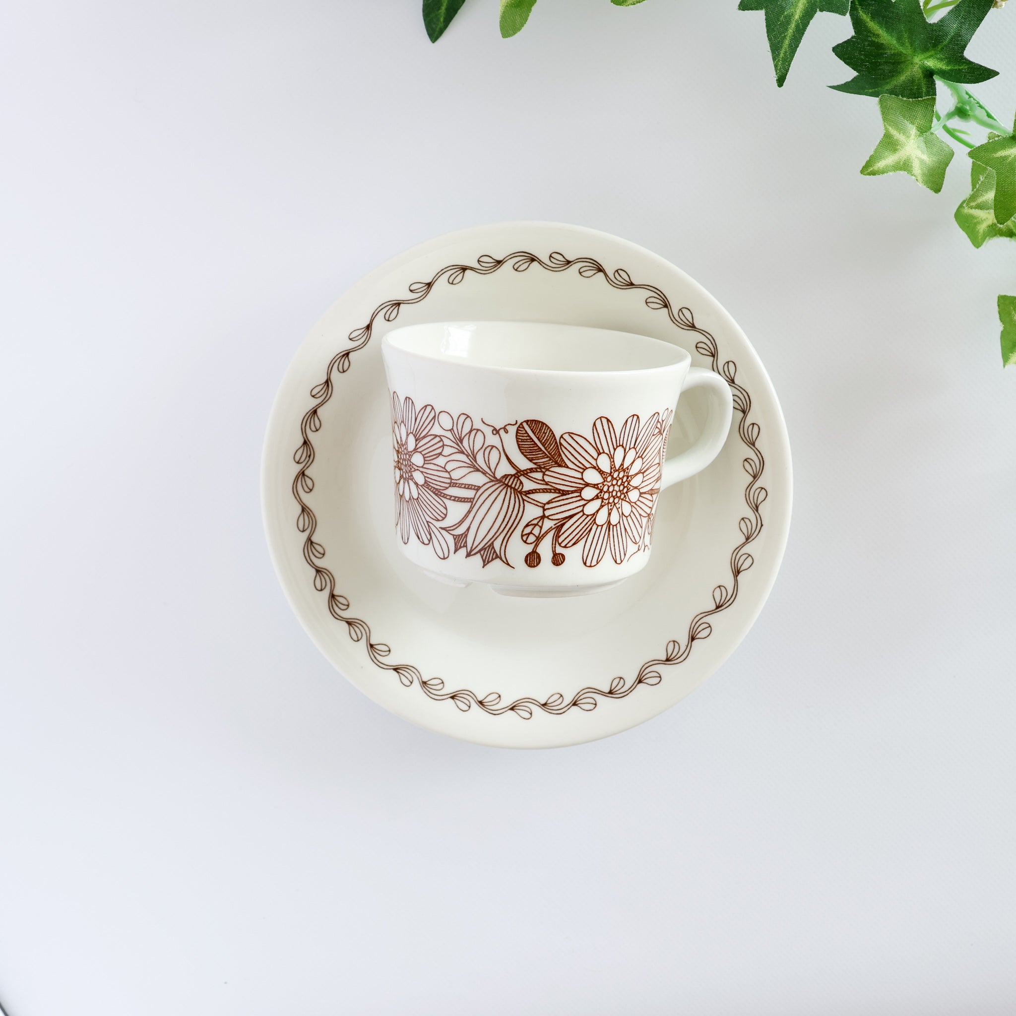 elina (エリナ) cup&sauser / finnish flint / 北欧ヴィンテージ食器